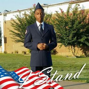 Meet your Posher, Gregory